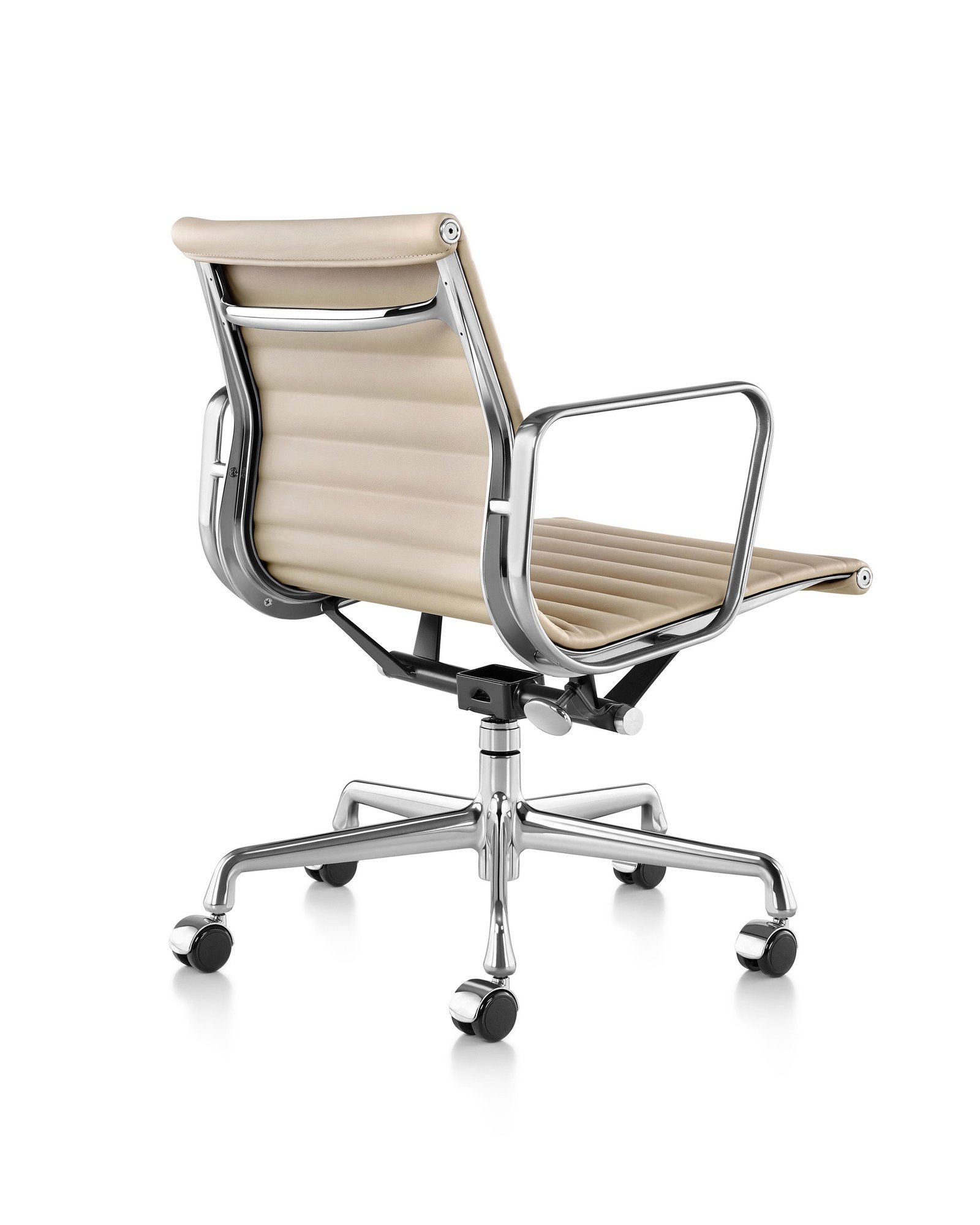 InterieurForma_Productos_herman-miller-asientos-sillas-operativas-eames-06