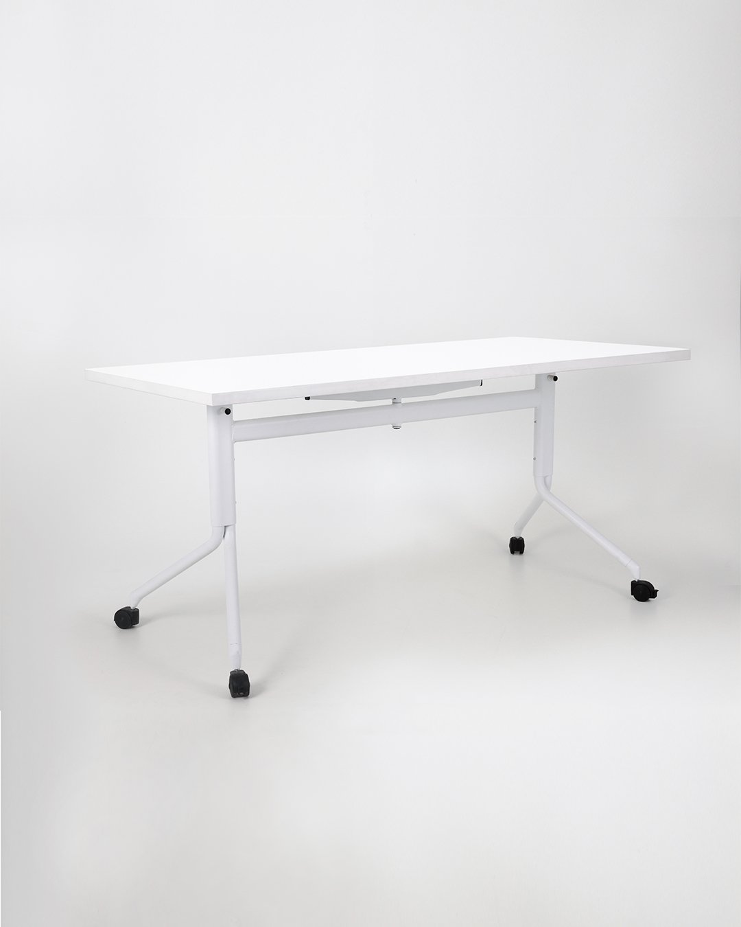 InterieurForma_Productos_interieur forma-mesas y escritorios-mesas multiproposito-profession-72dpi-03